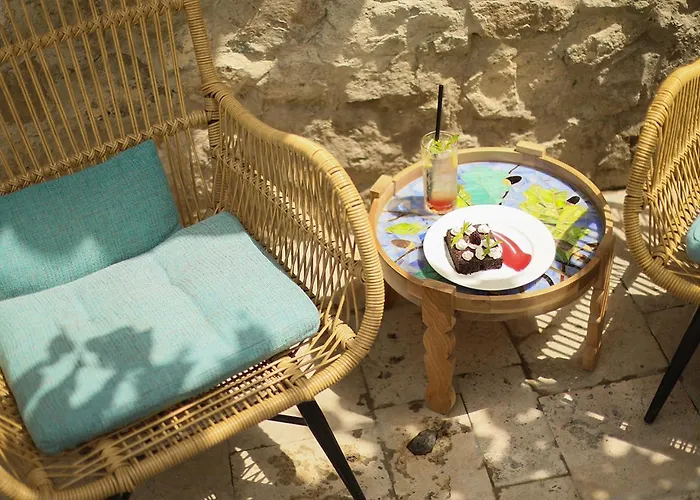 Toon Armeni Guest House