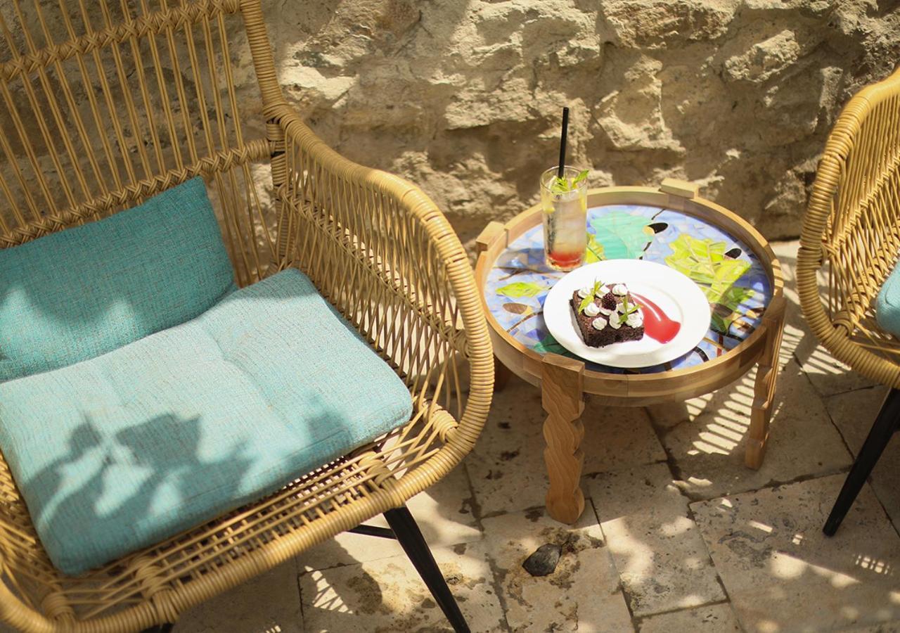 Bed & Breakfast Toon Armeni *